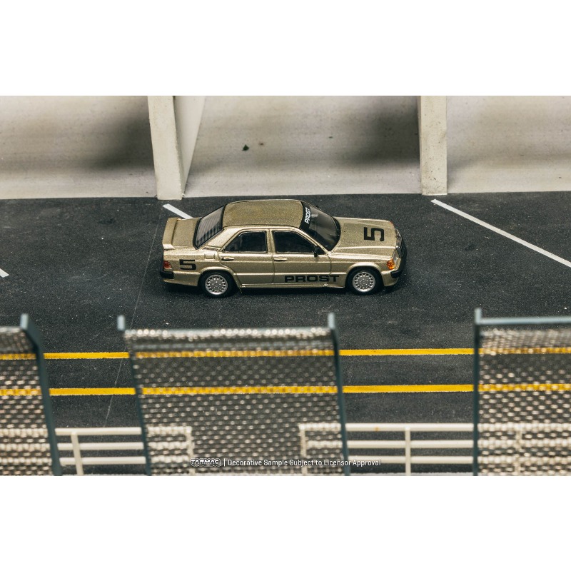 Model samochodu Benz 190 E 2.3 – Car Care recenzja i cena